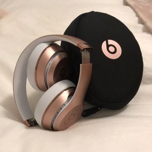BRAND new Beats By Dre Wireless Solo3 headphones